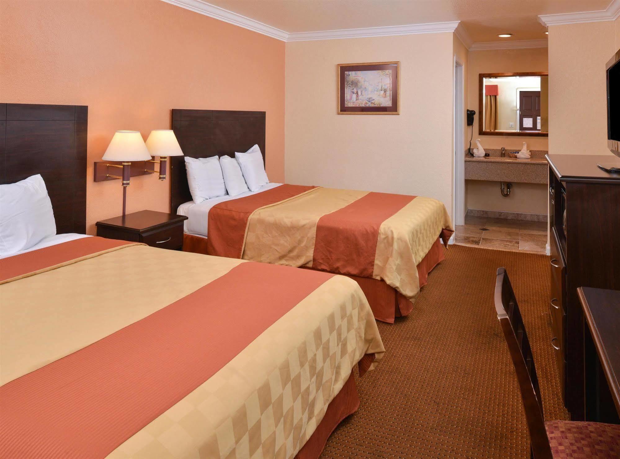 Americas Best Value Inn Sunnyvale Buitenkant foto