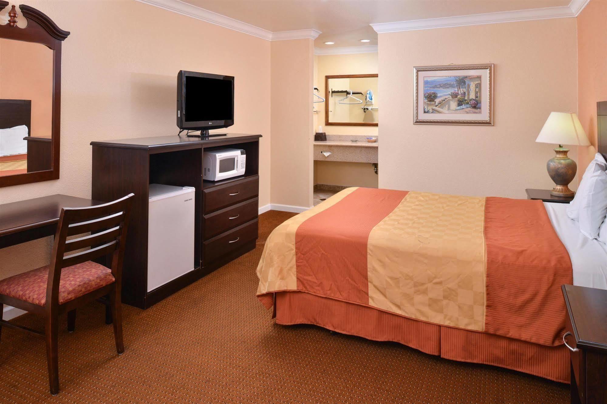 Americas Best Value Inn Sunnyvale Buitenkant foto