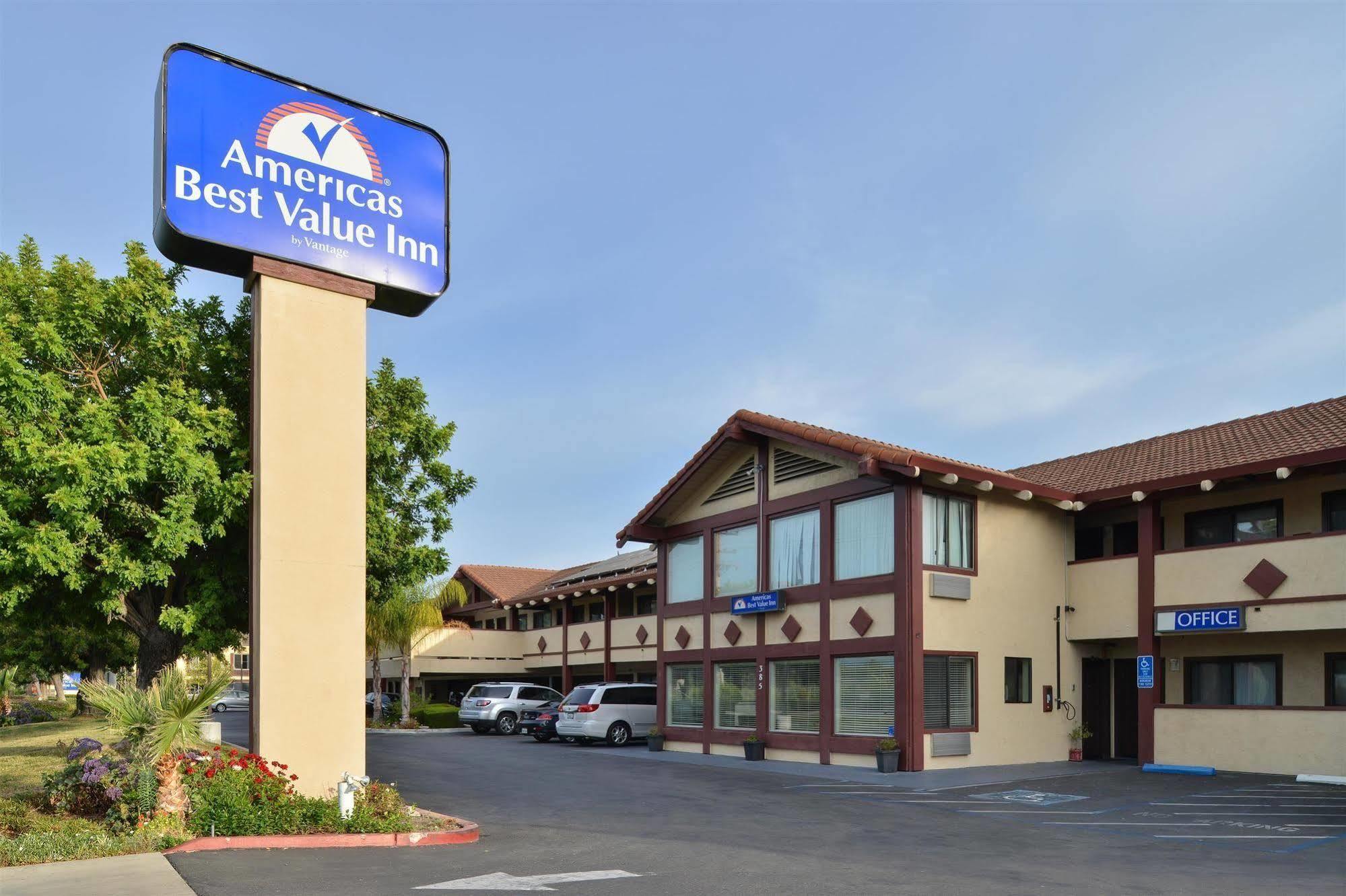 Americas Best Value Inn Sunnyvale Buitenkant foto