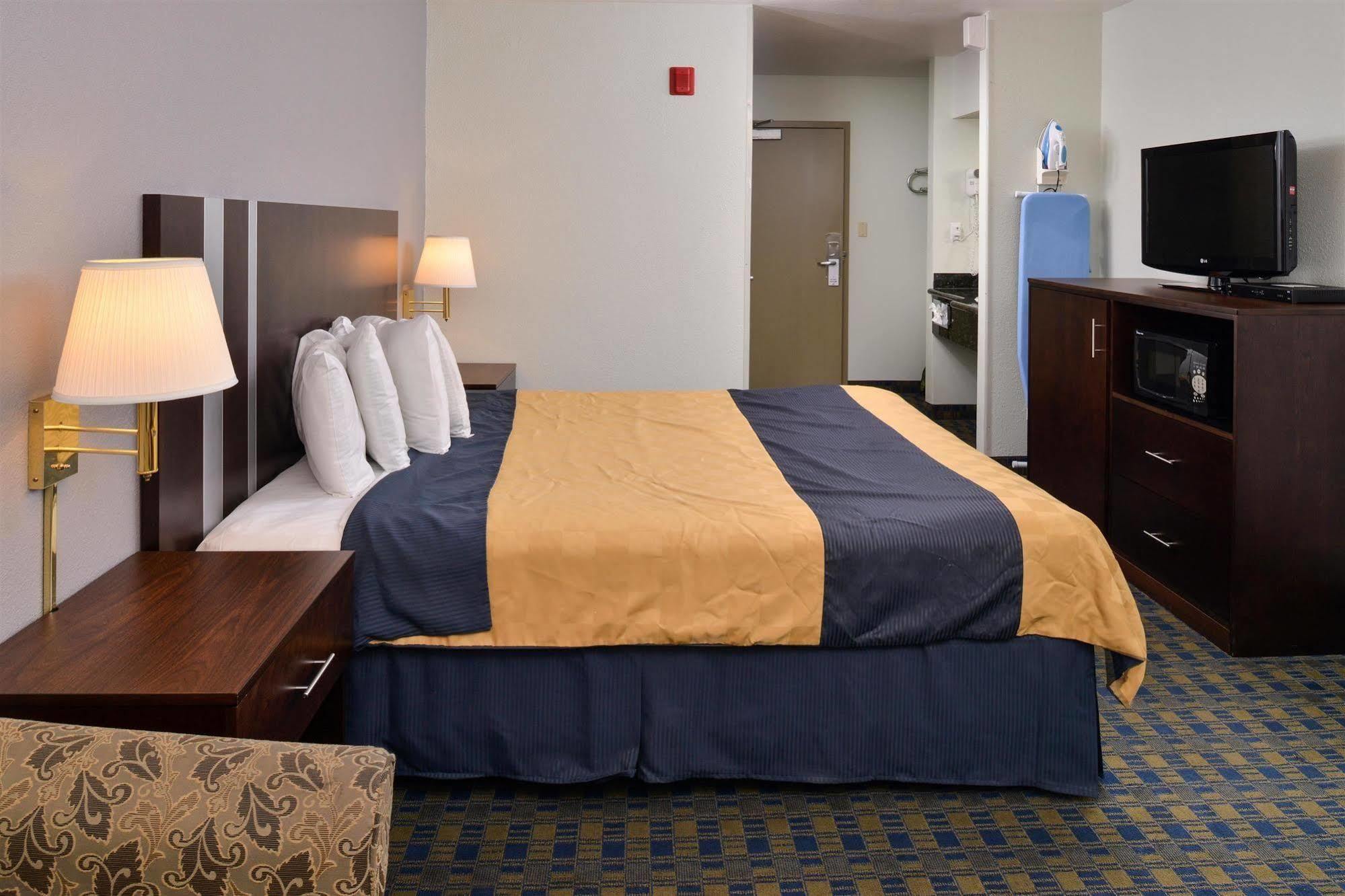 Americas Best Value Inn Sunnyvale Buitenkant foto