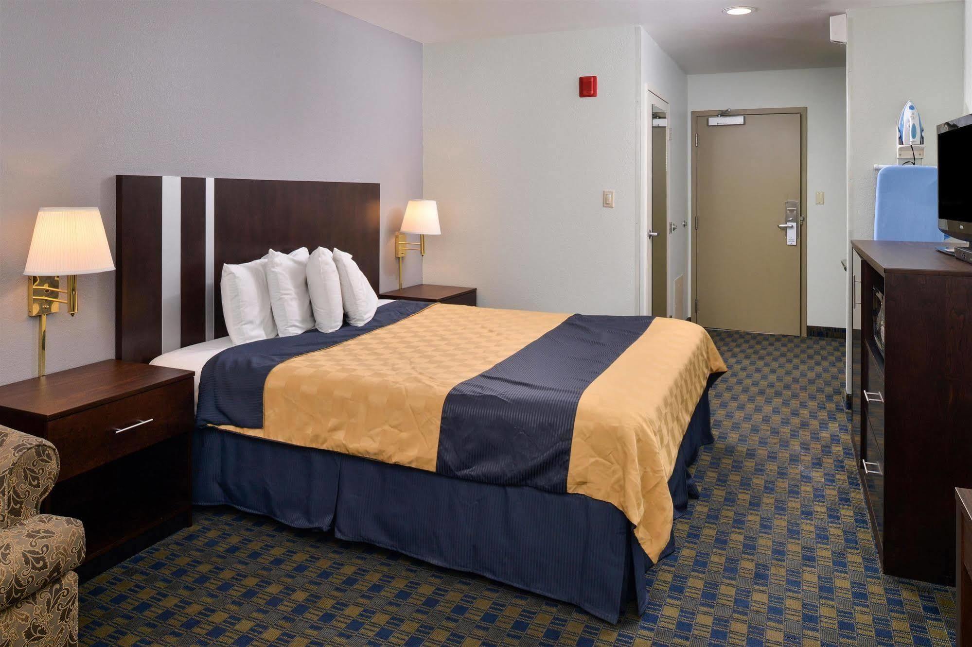 Americas Best Value Inn Sunnyvale Buitenkant foto