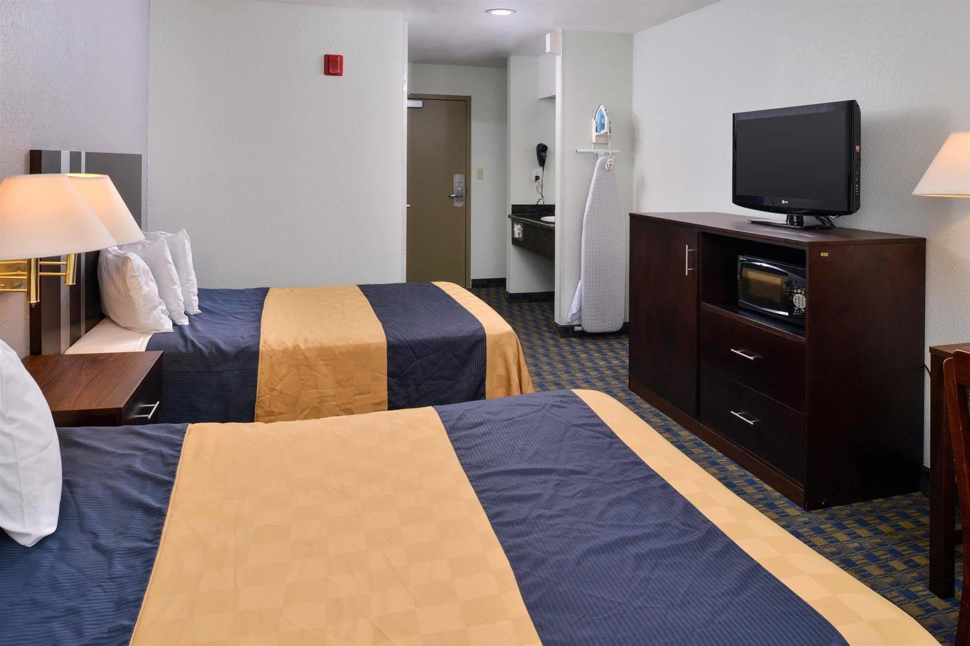 Americas Best Value Inn Sunnyvale Buitenkant foto
